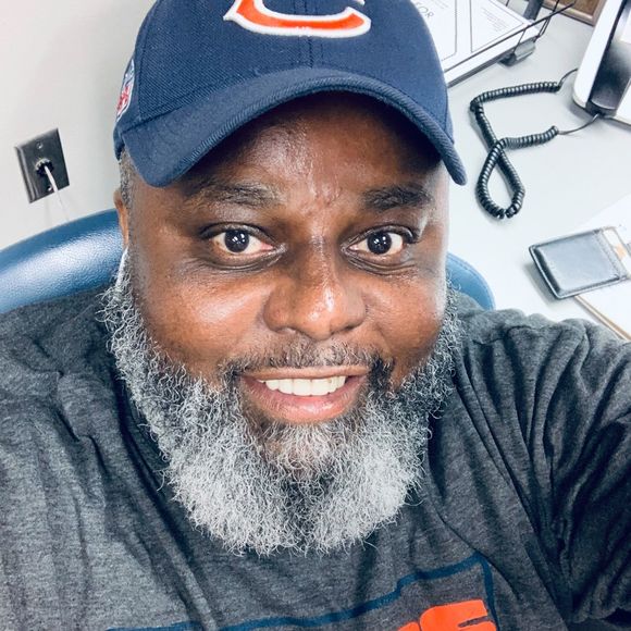 Meet your Posher, Carl - Picture 1 of 1